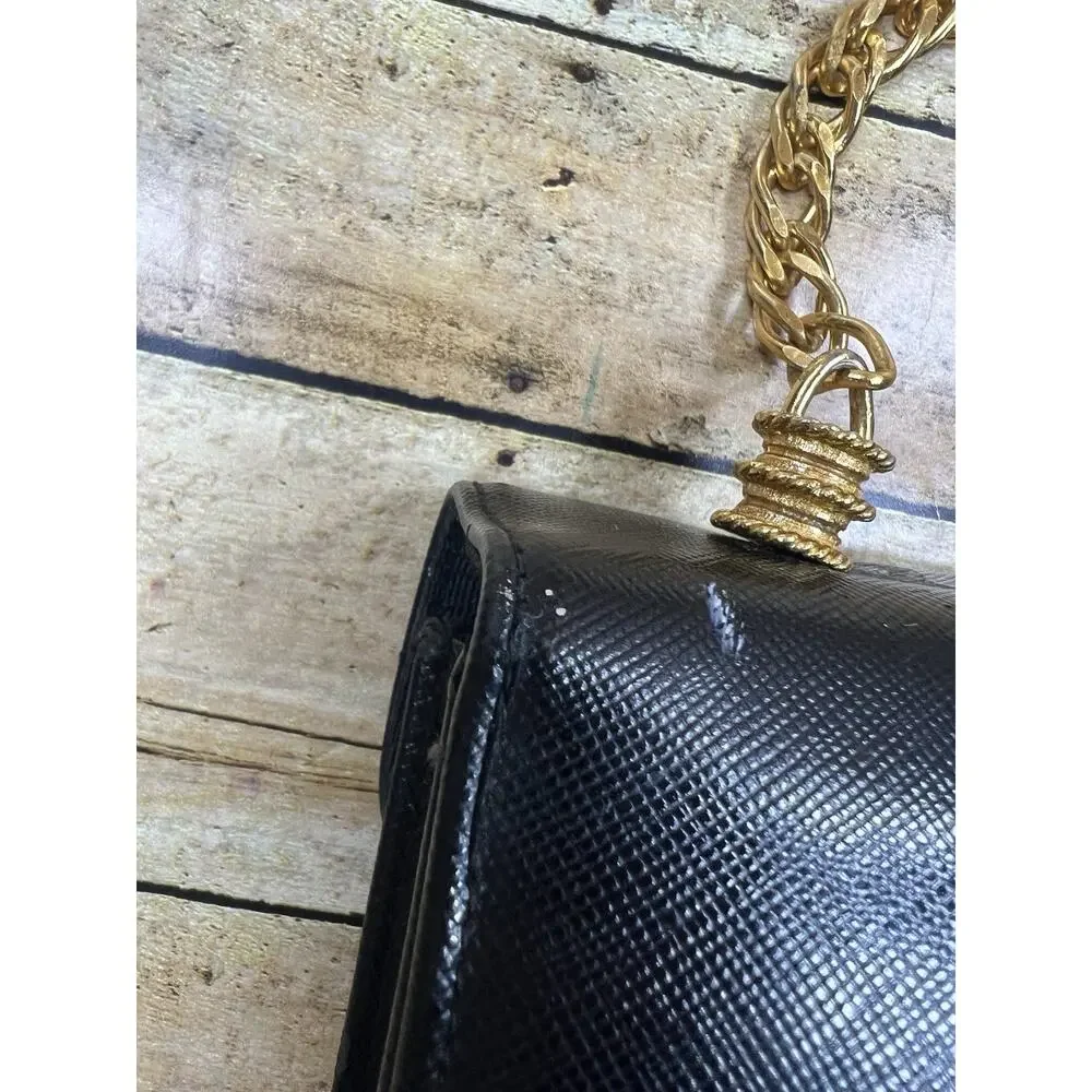 Vintage 1960s black